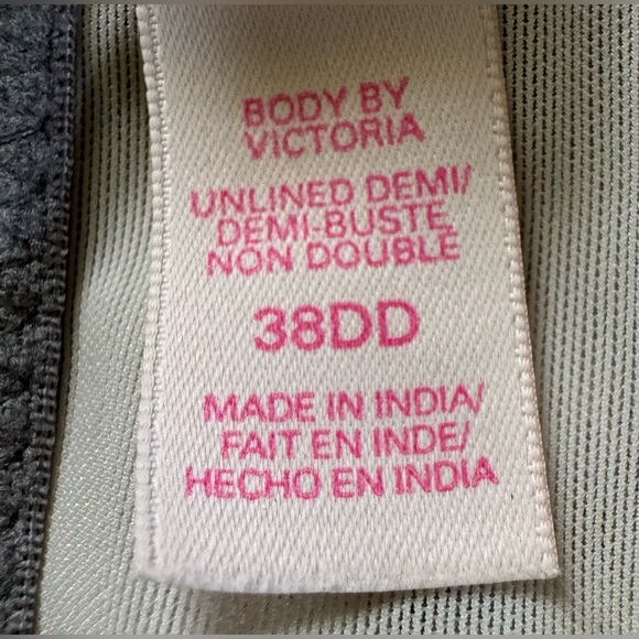 Victoria’s Secret Gray Lace Bra SZ 38DD - Picture 9 of 13